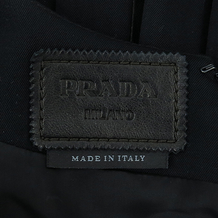Prada(�����) ���� ���ǽ� �̹���5 - ���̺��� �߰���ǰ