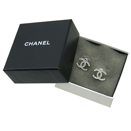 ����  �Ͱ���