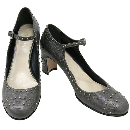 �����  ����