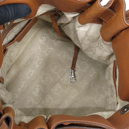 MICHAELKORS(����Ŭ�ھ) ����� ��ÿ �ع��� M������ ������ 2WAY �̹���6 - ���̺��� �߰���ǰ