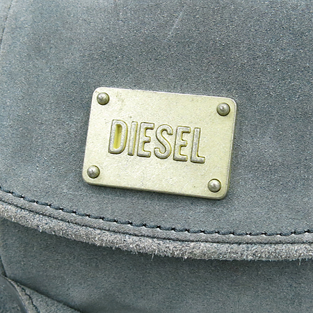 DIESEL(����) ��Ƽ�� �׷��� �����̵� ����ΰ� �̴� ũ�ν��� �̹���4 - ���̺��� �߰���ǰ