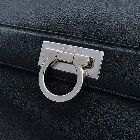 Ferragamo(��󰡸�) 21 A871 ���� ���� ���Ǿ� 2WAY �̹���4 - ���̺��� �߰���ǰ