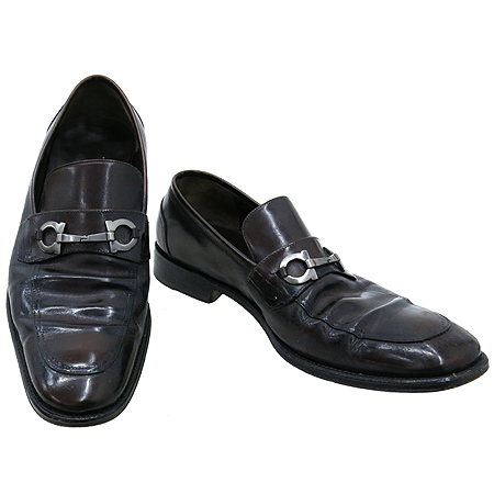 Ferragamo(󰡸)    ġ   
