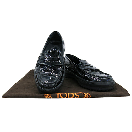 ����  ����