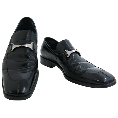 Ferragamo(󰡸)    ΰ   