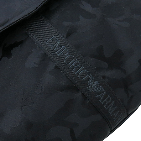 Armani(�Ƹ�����) TESSUTO ���� ī���ö��� �к긯 �ΰ� ��� ũ�ν��� �̹���4 - ���̺��� �߰���ǰ