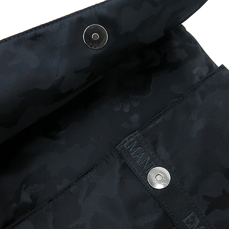 Armani(�Ƹ�����) TESSUTO ���� ī���ö��� �к긯 �ΰ� ��� ũ�ν��� �̹���5 - ���̺��� �߰���ǰ