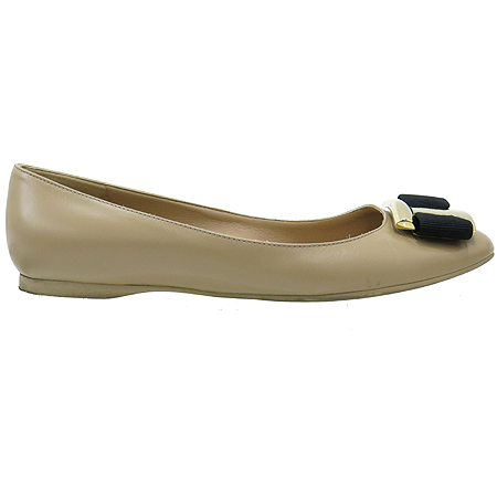 Ferragamo(��󰡸�) ���� �ٶ� ��� ������ �÷����� �̹���3 - ���̺��� �߰���ǰ