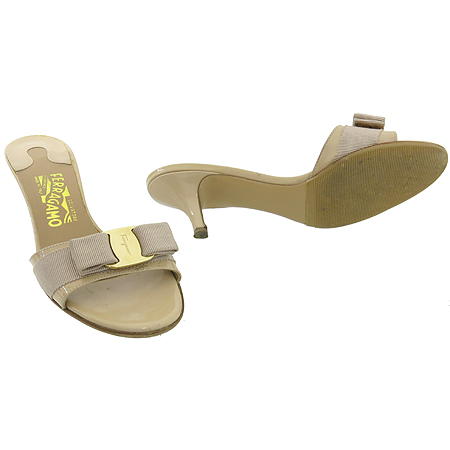 Ferragamo(��󰡸�) ���� �ٶ� ��� ���̴�Ʈ ���� ������ ���� �̹���2 - ���̺��� �߰���ǰ