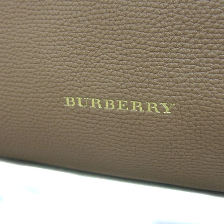 Burberry(������) 3958969 �Ͽ콺 üũ ���� �к긯 ȥ�� ĵ�ͺ��� ����� [��������] �̹���5 - ���̺��� �߰���ǰ
