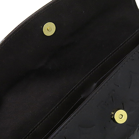 Louis Vuitton(���̺���) M93542 ���׷� ������ ���º��ٸ� �Ƹ����� Ŭ��ġ �� ����� �̹���5 - ���̺��� �߰���ǰ