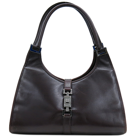 ����  �����