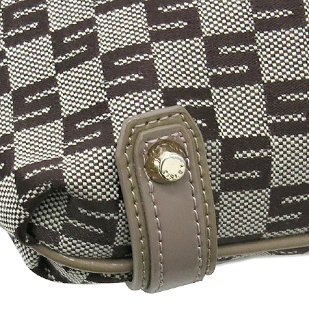 Sisley(�ý���) �ΰ� �ڰ��� ���� �Ŀ�ġ ü�� ����� + �����Ʈ�� �̹���5 - ���̺��� �߰���ǰ