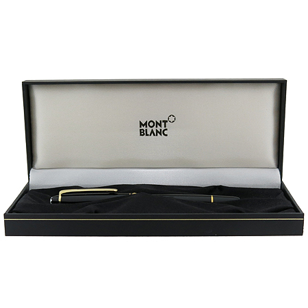 ������  ������