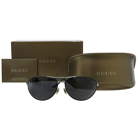 ����  ���۶�