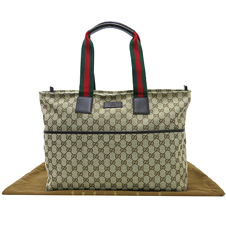 ����  �����