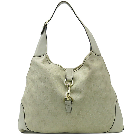 ����  �����