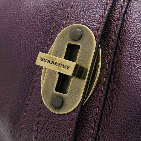Burberry(������) 3786660 GRAINY LARGE BARTOW PLUM �÷� ��Ƽ�� ü�� ȣ�� ����� [��õ��] �̹���4 - ���̺��� �߰���ǰ