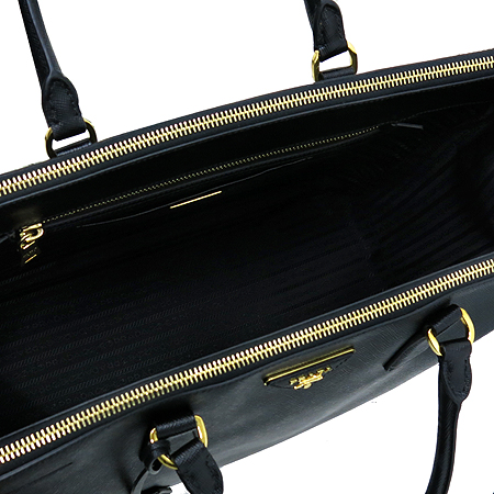 Prada(�����) BN1802 SAFFIANO LUX NERO ���ǾƳ� ���� ���� ����ΰ� ��Ʈ�� �̹���7 - ���̺��� �߰���ǰ