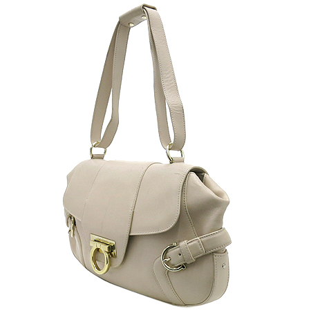 Ferragamo(��󰡸�) 21 4935 ���� ��ġ�� ��Ŭ ����� �̹���2 - ���̺��� �߰���ǰ