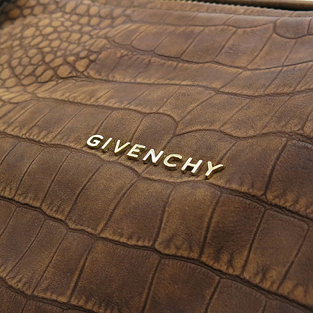 GIVENCHY(�����) ũ��Ŀ���� ���� ���� �ǵ��� M������ 2WAY �̹���3 - ���̺��� �߰���ǰ