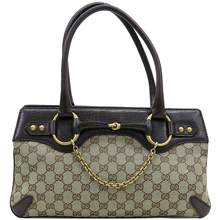 ����  �����