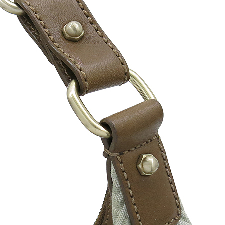 GIVENCHY(�����) �ΰ� ��Ż ��� �ڰ��� ȣ�� ����� �̹���4 - ���̺��� �߰���ǰ