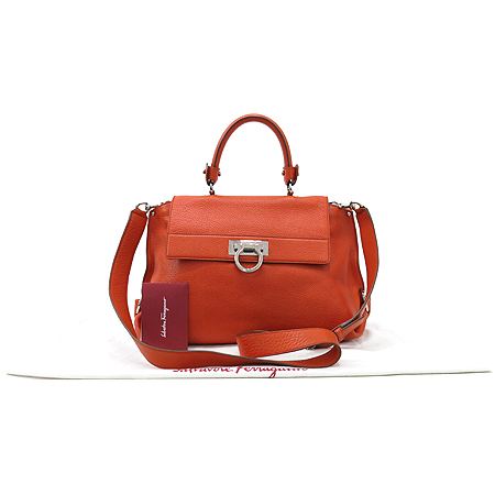 ��󰡸� ��ġ�� ���Ǿƹ� 2-WAY 