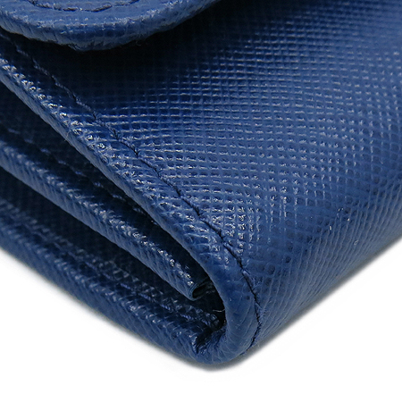 Prada(�����) 1M1437 ���� �÷� ���ǾƳ� �տ��� ũ�ν��� �̹���5 - ���̺��� �߰���ǰ