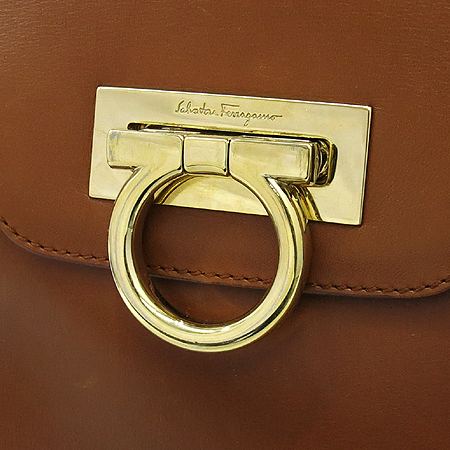 Ferragamo(��󰡸�) 21 4402 ���� ��ġ�� ��� ī�� ���� ����� �̹���3 - ���̺��� �߰���ǰ