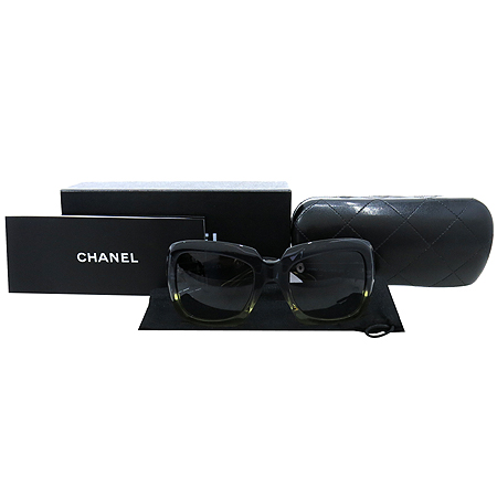 ����  ���۶�