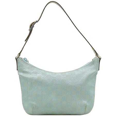 ����  �����