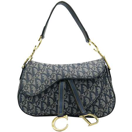 ���  �����