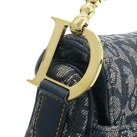 Dior(ũ����î���) �ΰ� �ڰ��� ���� ����� �̹���3 - ���̺��� �߰���ǰ