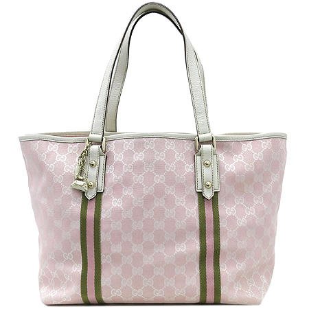 ����  �����