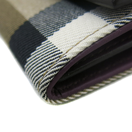 Burberry(������) 39652481 �Ͽ콺 üũ �ΰ� ��� ��Ƽ��Ż ������ [��������] �̹���5 - ���̺��� �߰���ǰ