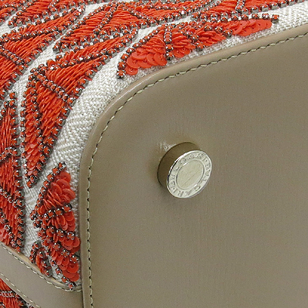 Bvlgari(�Ұ���) 35438 ���ر� ��� ������ ���� Ʈ���� �̻级�� �μ����� 2WAY �̹���5 - ���̺��� �߰���ǰ