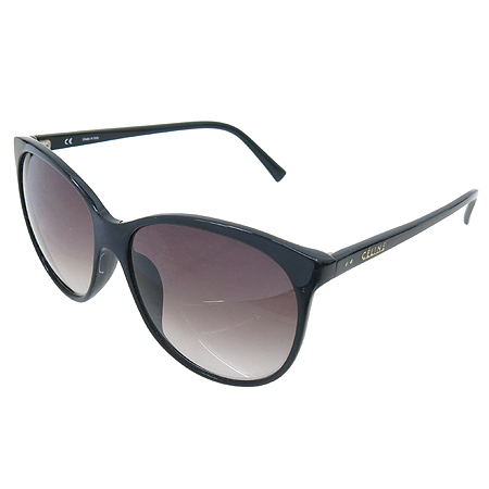 ������  ���۶�