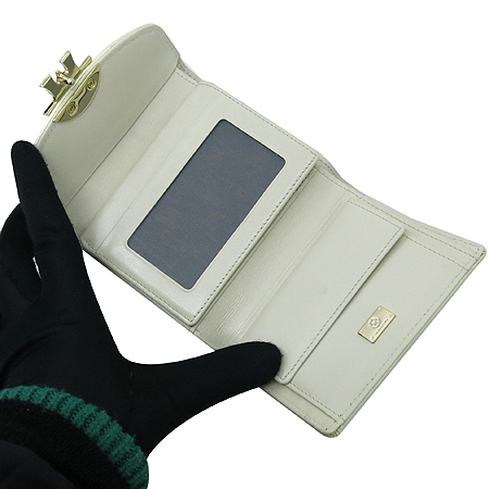 Metrocity(��Ʈ�ν�Ƽ) ȭ��Ʈ ������ ���� �ΰ� ��� ������ �̹���4 - ���̺��� �߰���ǰ