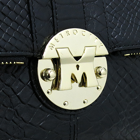 Metrocity(��Ʈ�ν�Ƽ) ���� ������ ���� ���� ���� �ΰ� �½� ��� Ŭ��ġ �� ü�� ũ�ν��� �̹���4 - ���̺��� �߰���ǰ