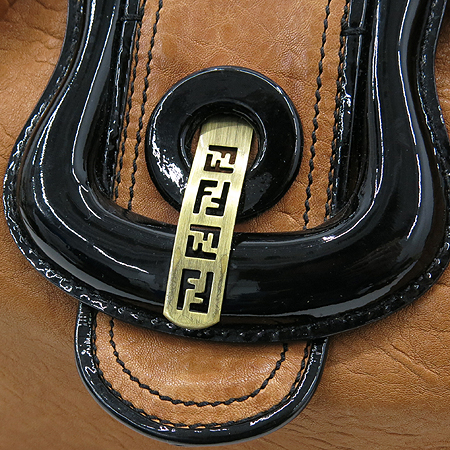 Fendi(���) 8BL102 ī�� ���� B�� ü�� ��Ʈ�� �̹���4 - ���̺��� �߰���ǰ