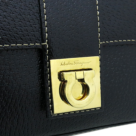 Ferragamo(��󰡸�) 21 1827 ���� ��ġ�� ��Ŭ ���� ���� ����� �̹���3 - ���̺��� �߰���ǰ