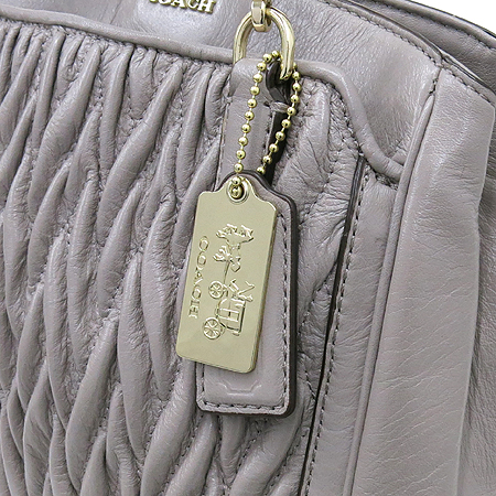 Coach(��ġ) 28250 �޵� Ʈ����Ʈ ���� �ΰ� ��Ʈ�� �̹���3 - ���̺��� �߰���ǰ