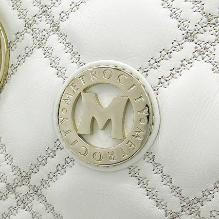 Metrocity(��Ʈ�ν�Ƽ) ���� �ΰ� ��� ȭ��Ʈ ���� ���� ������ ��Ʈ�� �̹���3 - ���̺��� �߰���ǰ