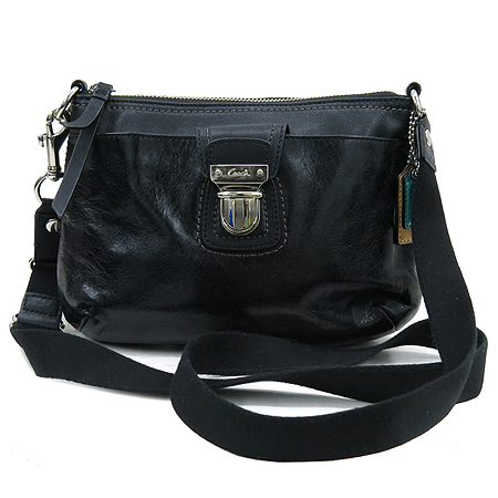 Coach(��ġ) 47043 �������� ����ΰ� �� ��� �̴� ũ�ν��� �̹���2 - ���̺��� �߰���ǰ