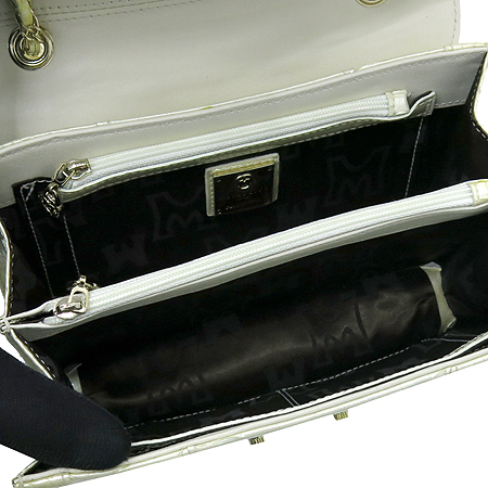 Metrocity(��Ʈ�ν�Ƽ) ȭ��Ʈ �� �Ǿ����� ����ΰ� ü�� ����� �̹���5 - ���̺��� �߰���ǰ