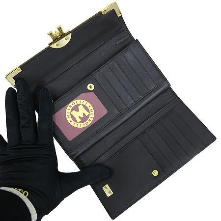 Metrocity(��Ʈ�ν�Ƽ) ����Ż�� �Ǿ����� ����ΰ� ������ �̹���2 - ���̺��� �߰���ǰ