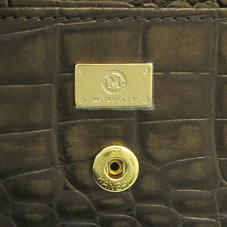 Metrocity(��Ʈ�ν�Ƽ) ����Ż�� �Ǿ����� ����ΰ� ī��������� �̹���4 - ���̺��� �߰���ǰ