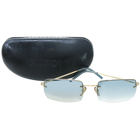 ����  ���۶�