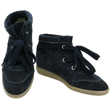 ���ں�����  ����Ŀ��